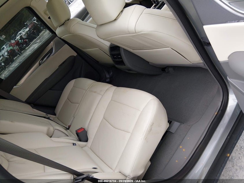 CADILLAC XT5 - zdjęcie 8
