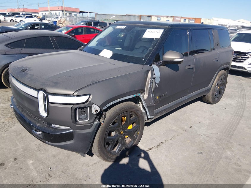 Vin: 7pdsgaba6rn043072, lot: 46716637, rivian r1s adventure quad motor large pack 20242
