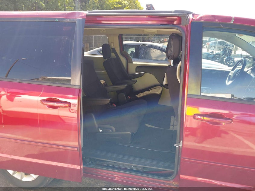 2014 DODGE GRAND CARAVAN SXT · Фото 8
