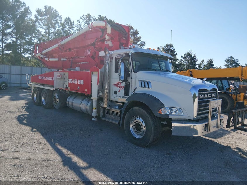 2023 MACK GRANITE