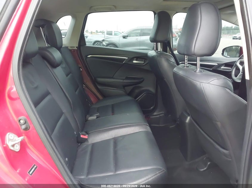 HONDA FIT 2015 VIN 3HGGK5H88FM717110