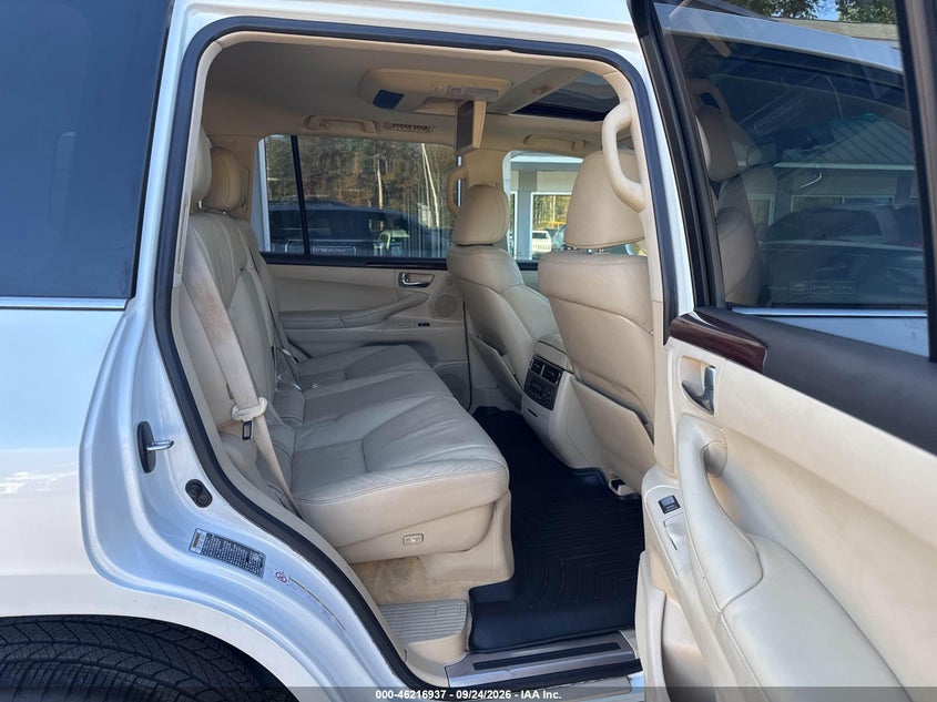LEXUS LX 570 2011 VIN JTJHY7AX8B4080303