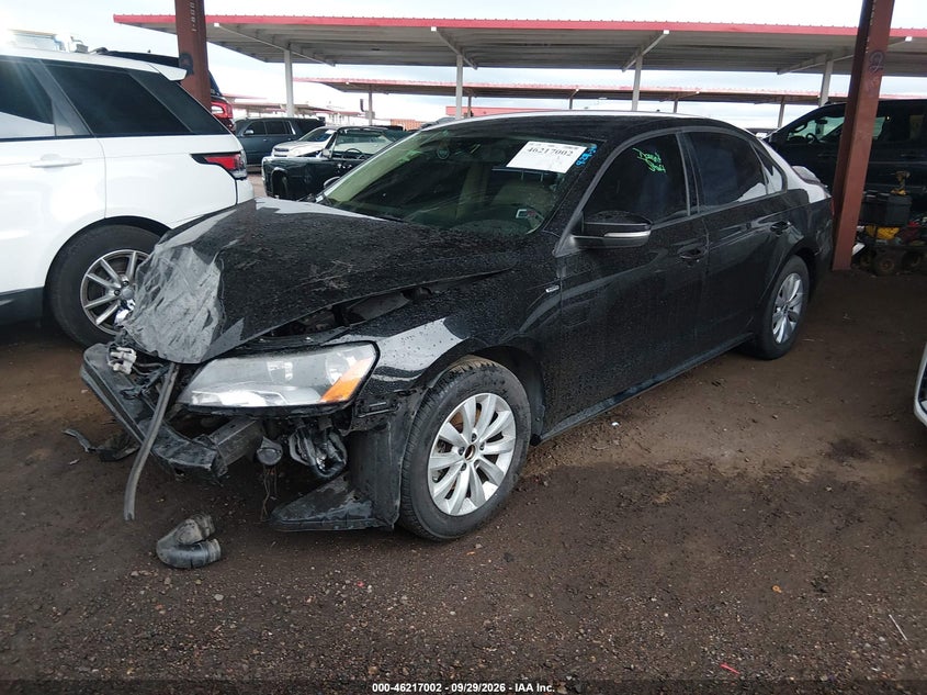 2015 Volkswagen Passat 1.8T Wolfsburg Edition, Front End, IAAI, VIN 1VWAT7A32FC057544 — photo 2