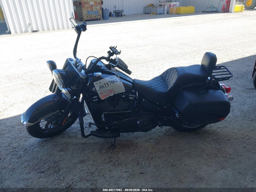 HARLEY-DAVIDSON FLHCS 2021