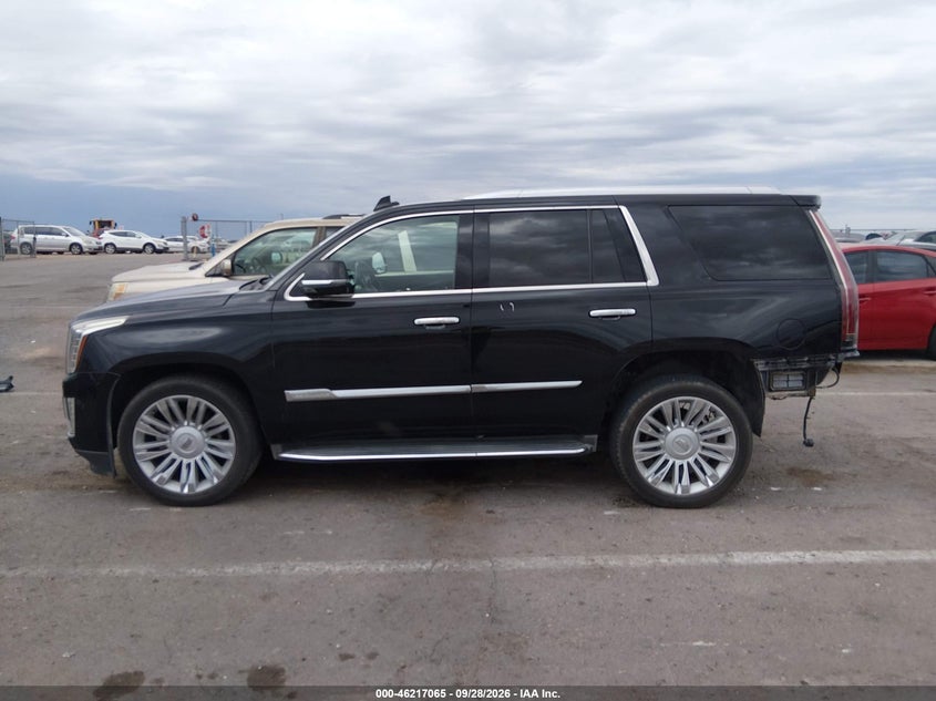 CADILLAC ESCALADE - zdjęcie 15