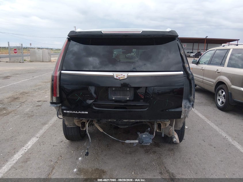 CADILLAC ESCALADE - zdjęcie 17
