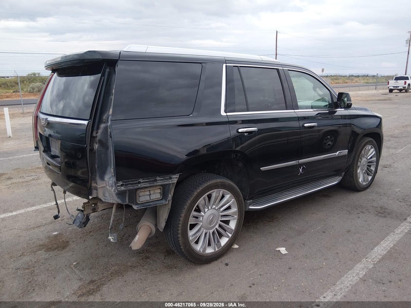 CADILLAC ESCALADE - zdjęcie 4
