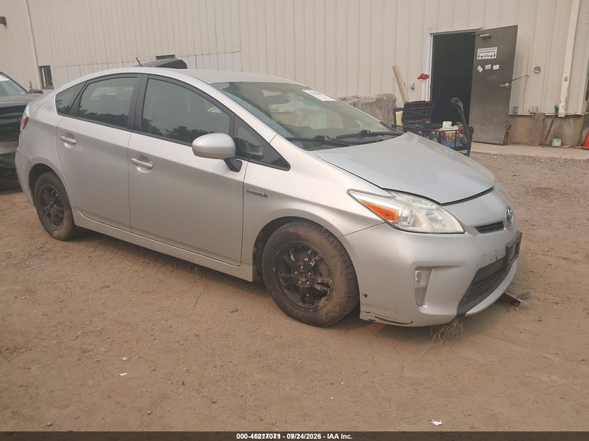 Vin: jtdkn3duxe0393571, lot: 46716994, toyota prius two 2014 img_1