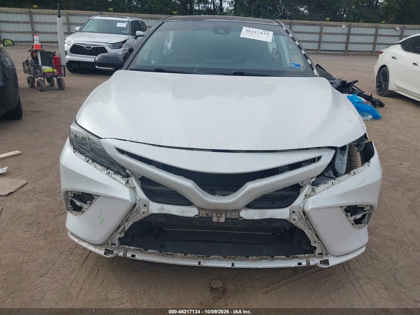 TOYOTA CAMRY - zdjęcie 6