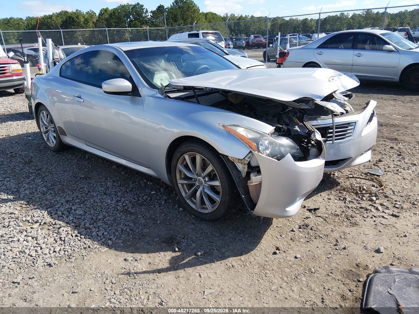 2011 INFINITI G37 JOURNEY