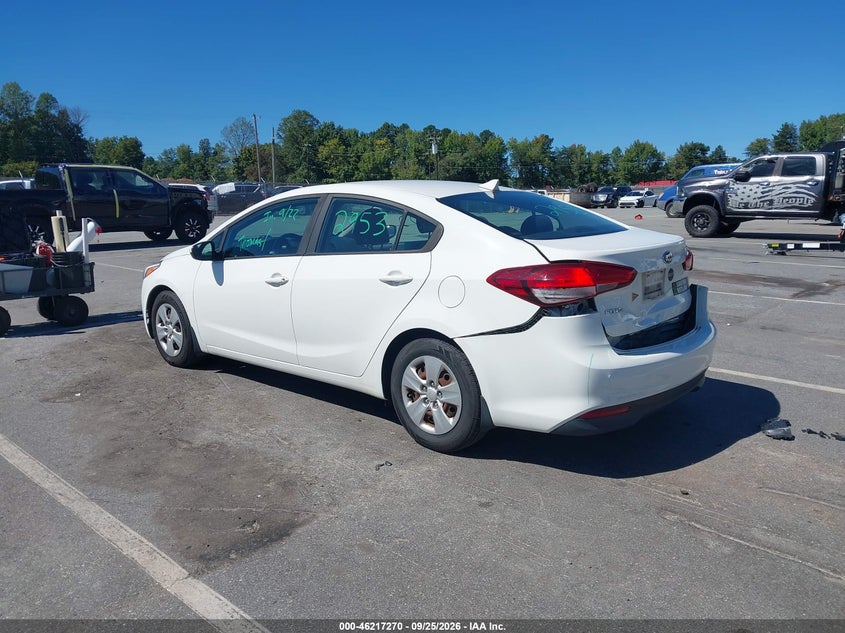 2018 KIA FORTE LX · Фото 3