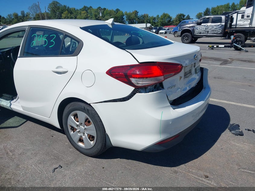 2018 KIA FORTE LX · Фото 6