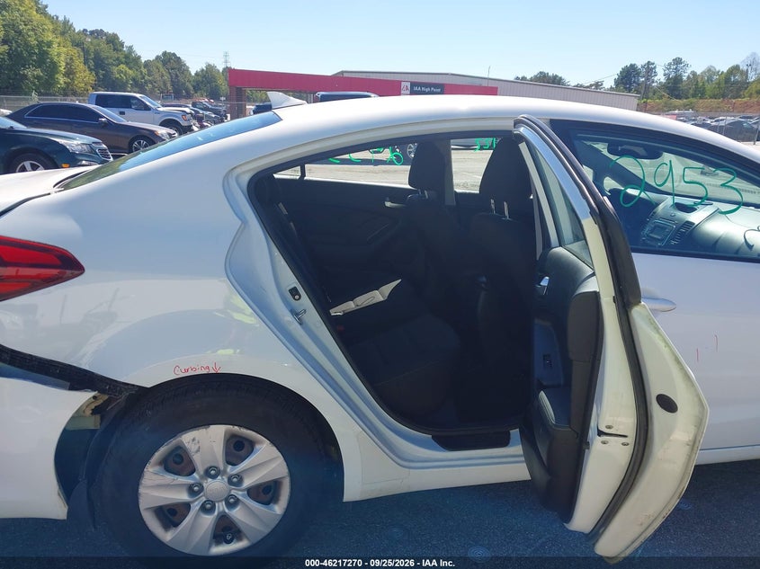 2018 KIA FORTE LX · Фото 8