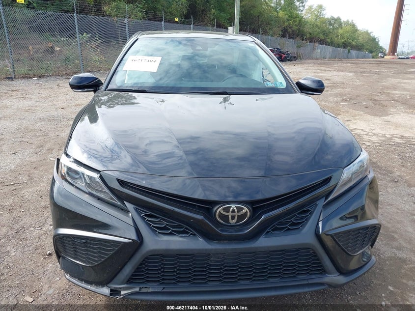 TOYOTA CAMRY - zdjęcie 10