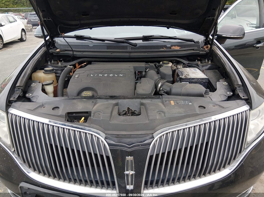 LINCOLN MKT 2015 VIN 2LMHJ5NK0FBL03424