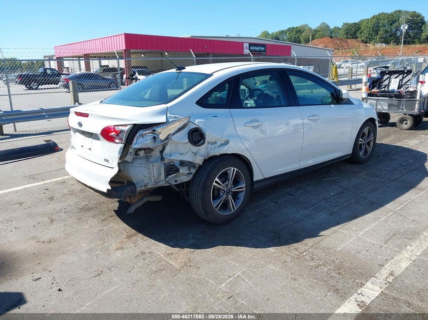 2018 FORD FOCUS SE · Фото 4