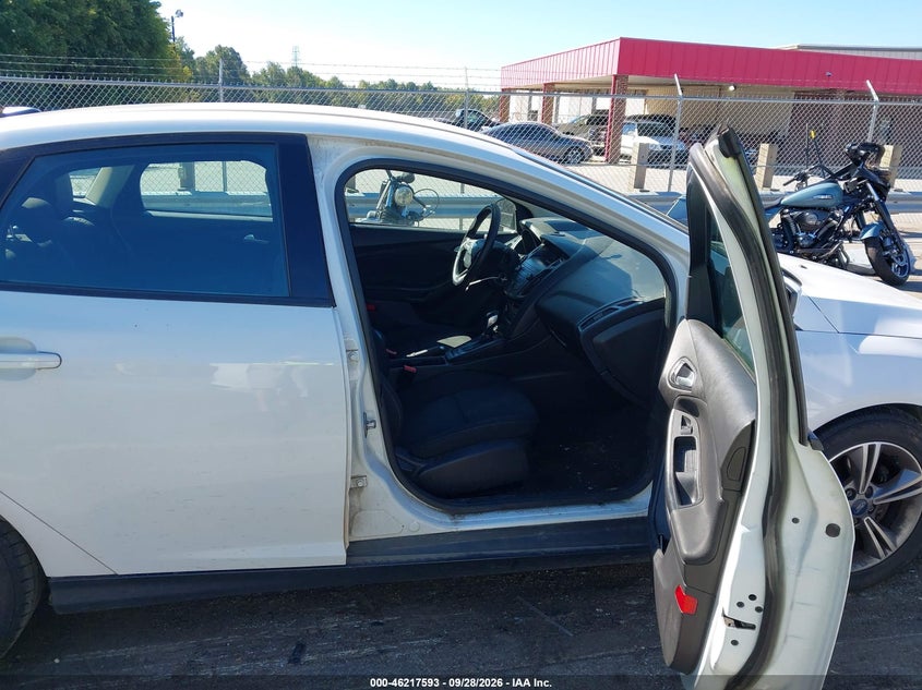 2018 FORD FOCUS SE · Фото 5