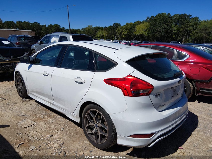 Vin: 1fadp3k29gl371265, lot: 46717533, ford focus se 20163