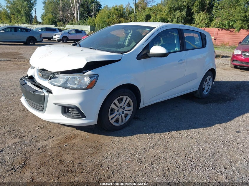 Vin: 1g1jg6sh3h4137419, lot: 46717541, chevrolet sonic lt auto 20172