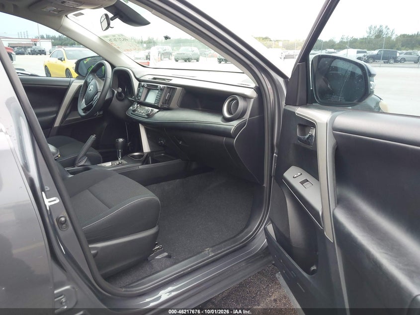 TOYOTA RAV4 2017 VIN 2T3WFREV7HW391348