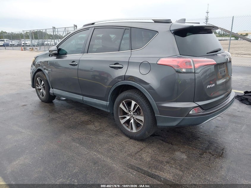 TOYOTA RAV4 - zdjęcie 3
