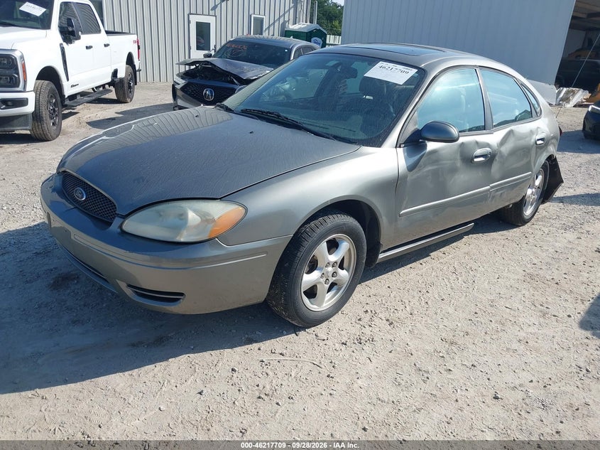 FORD TAURUS 2004 VIN 1FAFP55U44A138144