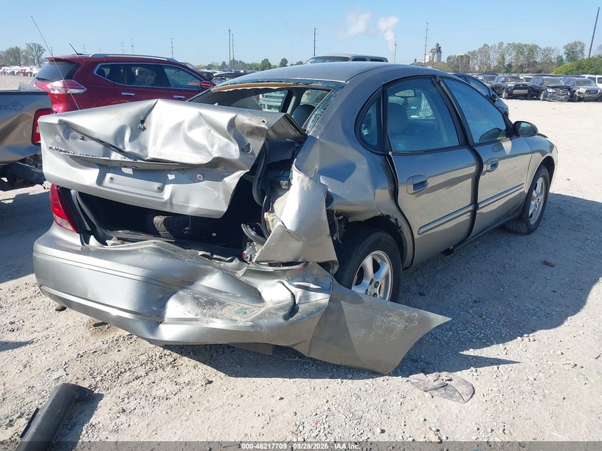 FORD TAURUS 2004 VIN 1FAFP55U44A138144