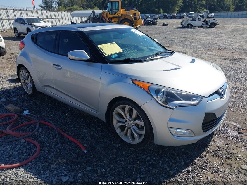 2013 HYUNDAI VELOSTER BASE W/BLACK