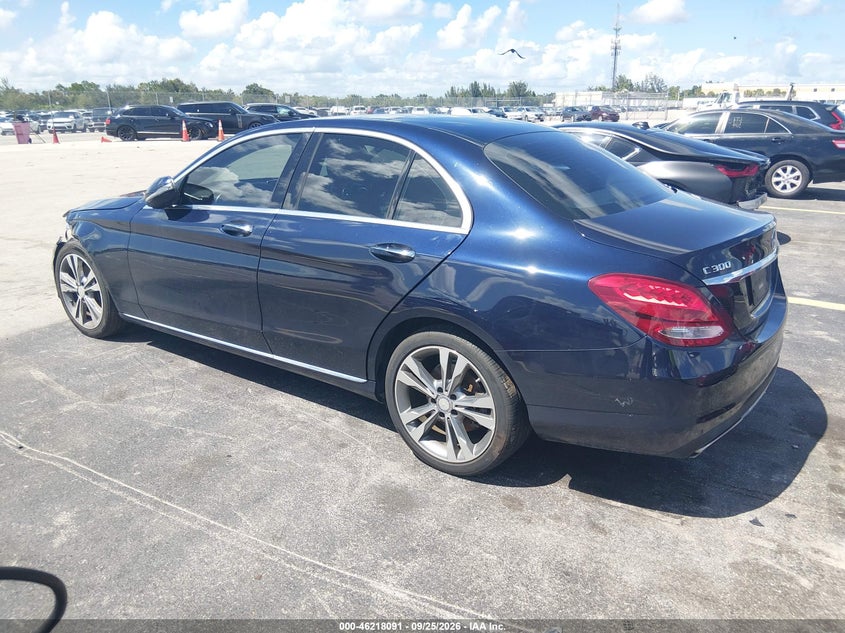 Vin: 55swf4jb3gu131725, lot: 46718014, mercedes-benz c 300 20163