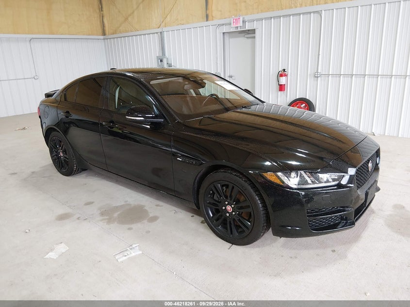 JAGUAR XE - zdjęcie 1