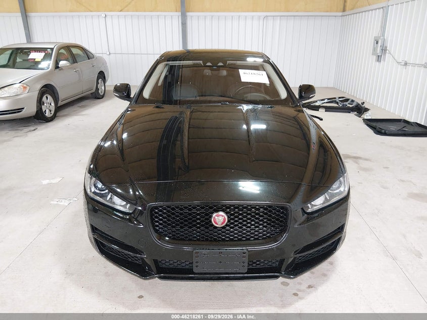 JAGUAR XE - zdjęcie 13