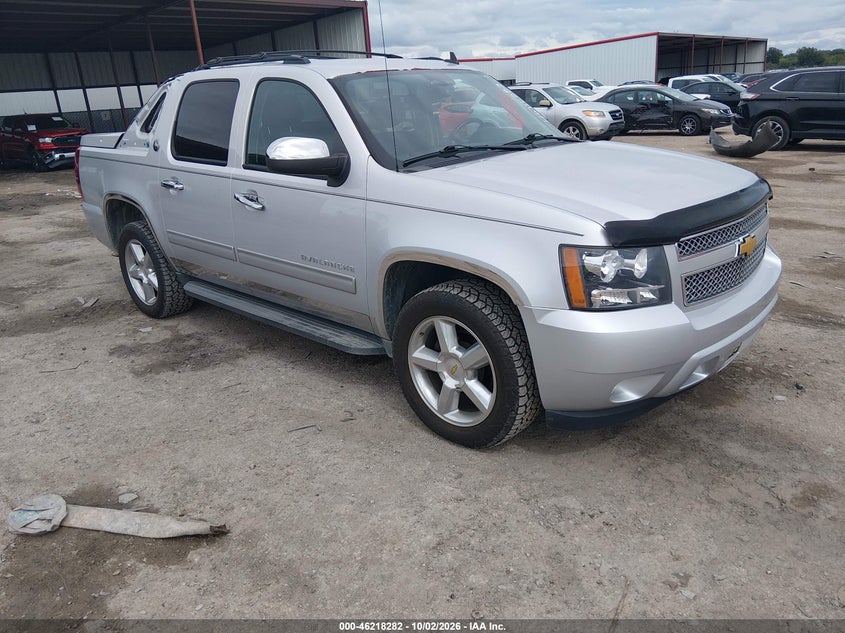 2013 CHEVROLET AVALANCHE LS