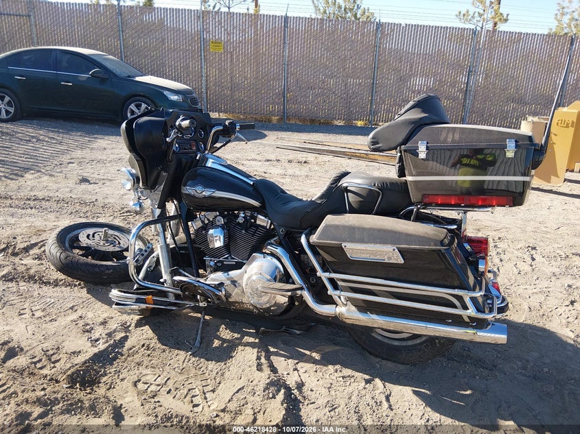 HARLEY-DAVIDSON FLHT 2003