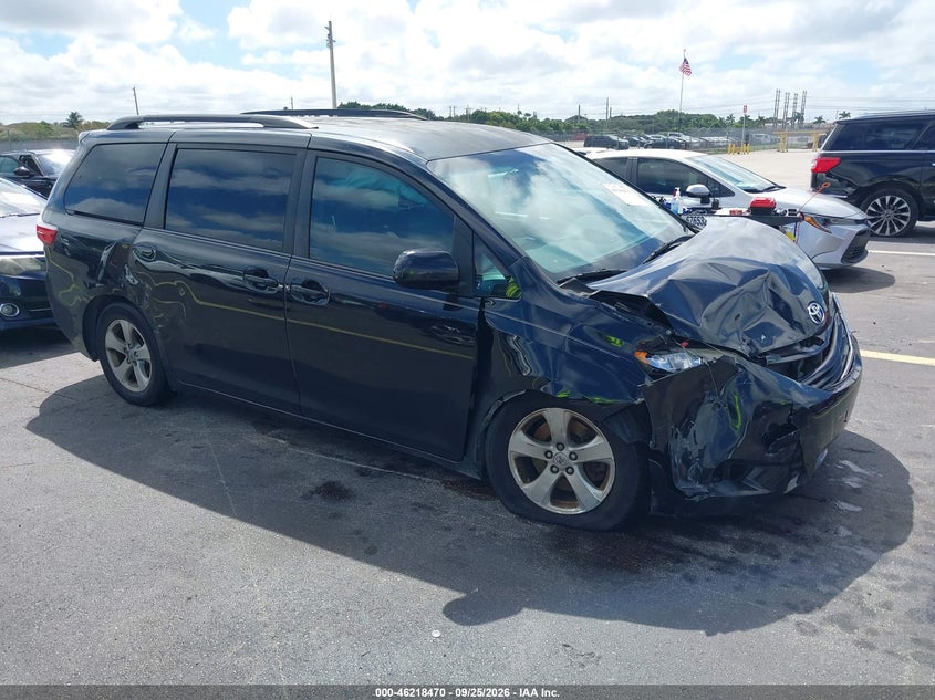 2016 TOYOTA SIENNA LE 8 PASSENGER
