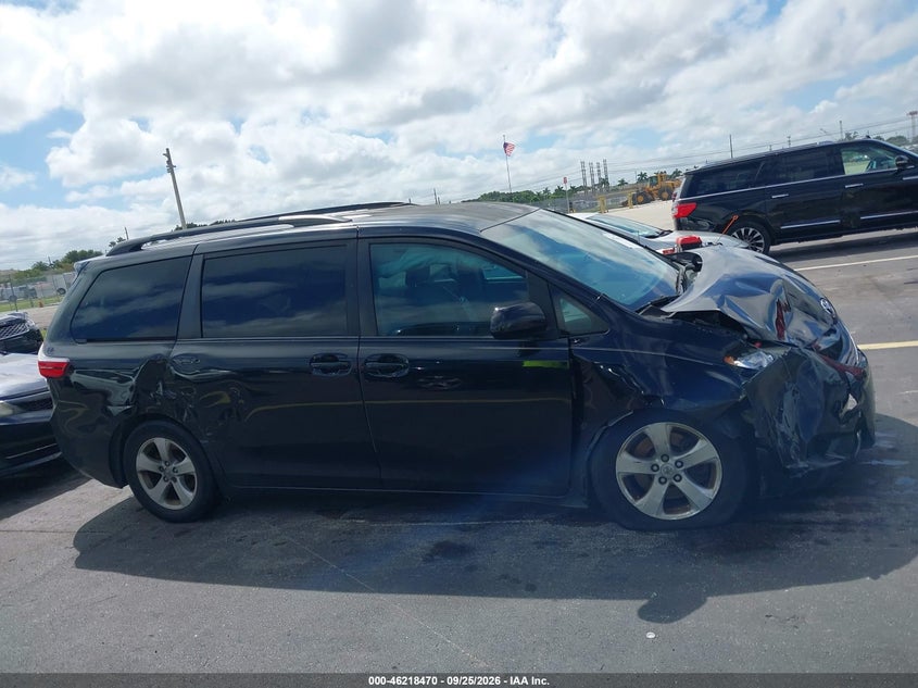 2016 TOYOTA SIENNA LE 8 PASSENGER · Фото 13
