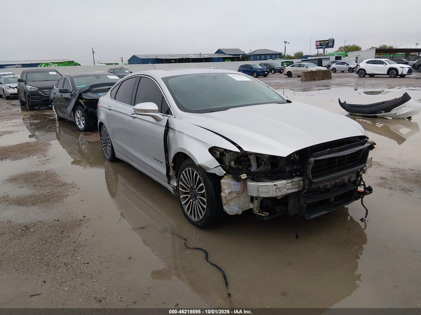 Vin: 3fa6p0ru6hr301692, lot: 46718518, ford fusion hybrid titanium 2017 img_1