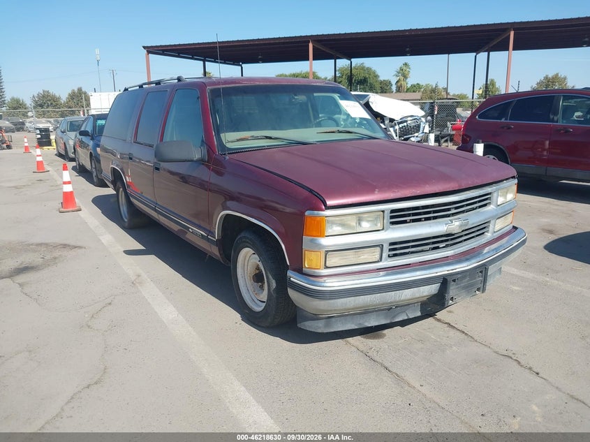1999 CHEVROLET SUBURBAN 1500 LT