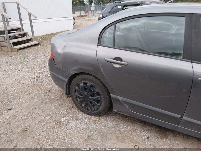 2010 HONDA CIVIC LX · Фото 12