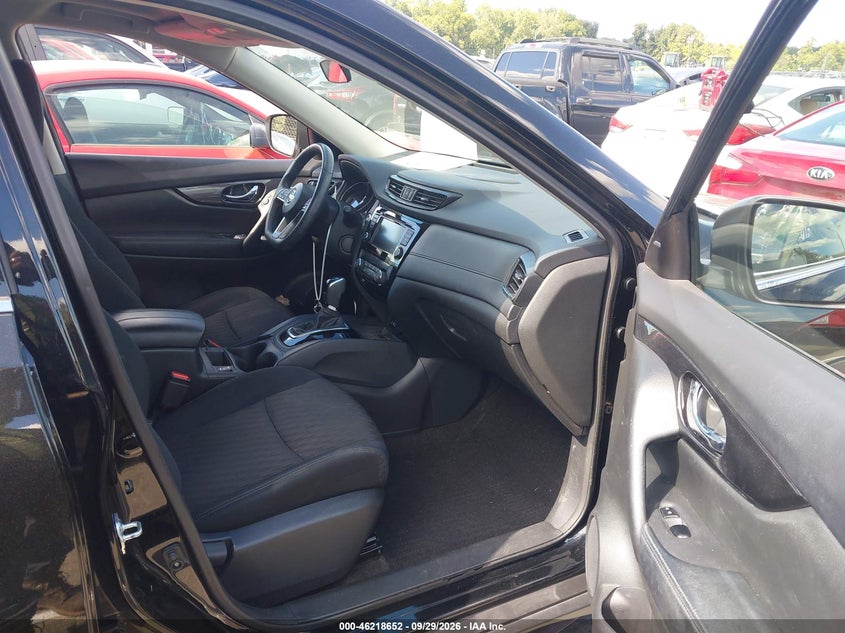 NISSAN ROGUE 2018 VIN 5N1AT2MV2JC813073