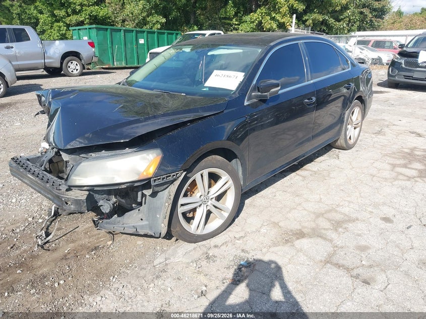 2014 Volkswagen Passat, Удар спереду, IAAI, VIN 1VWBS7A30EC033037 — фото 2