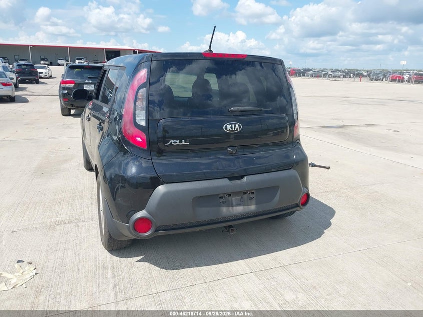 2016 KIA SOUL auction photo 3