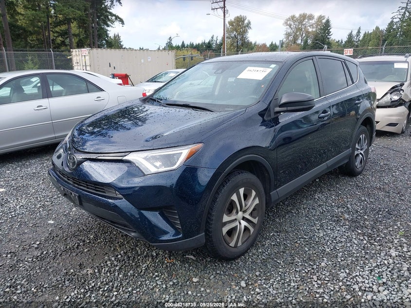2018 Toyota RAV 4, Удар ззаду, IAAI, VIN JTMBFREV4JJ190851 — фото 2
