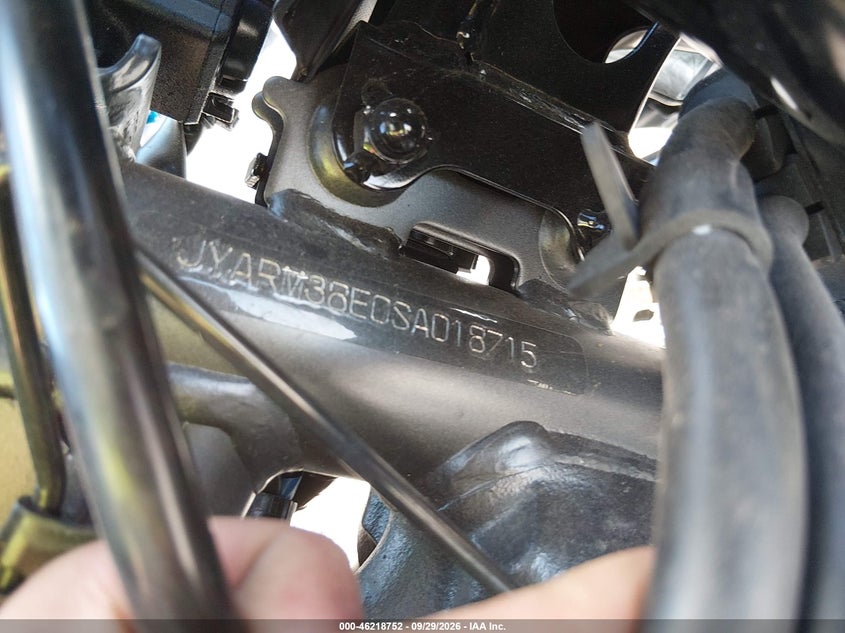 Photo 10 - YAMAHA YZFR7