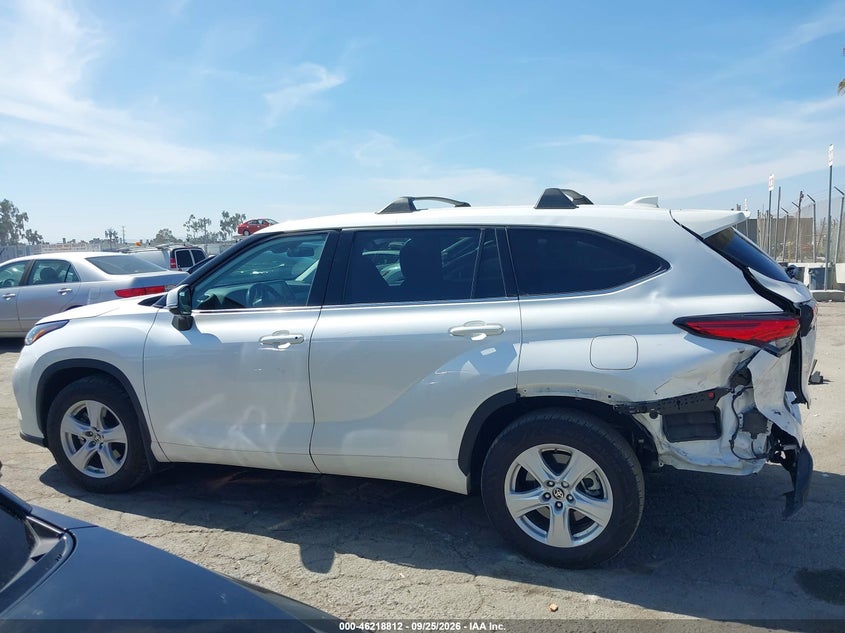 TOYOTA HIGHLANDER - zdjęcie 14