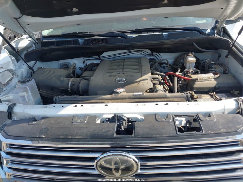 TOYOTA TUNDRA - zdjęcie 10