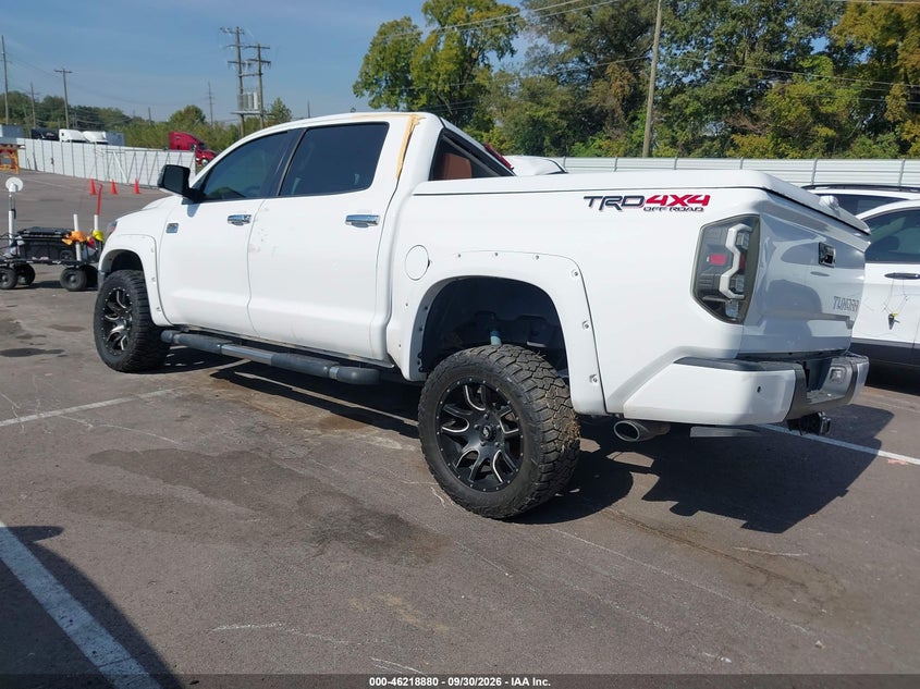 TOYOTA TUNDRA - zdjęcie 3