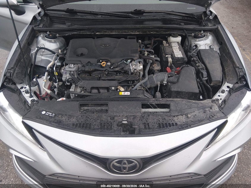 TOYOTA CAMRY - zdjęcie 10