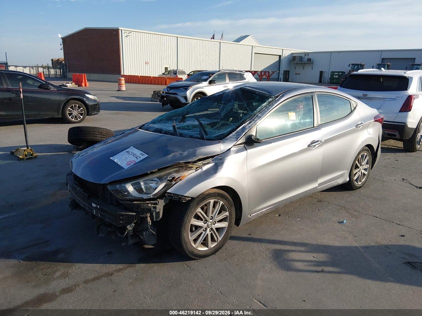 2016 Hyundai Elantra Se, Rollover, IAAI, VIN 5NPDH4AE0GH689918 — photo 2