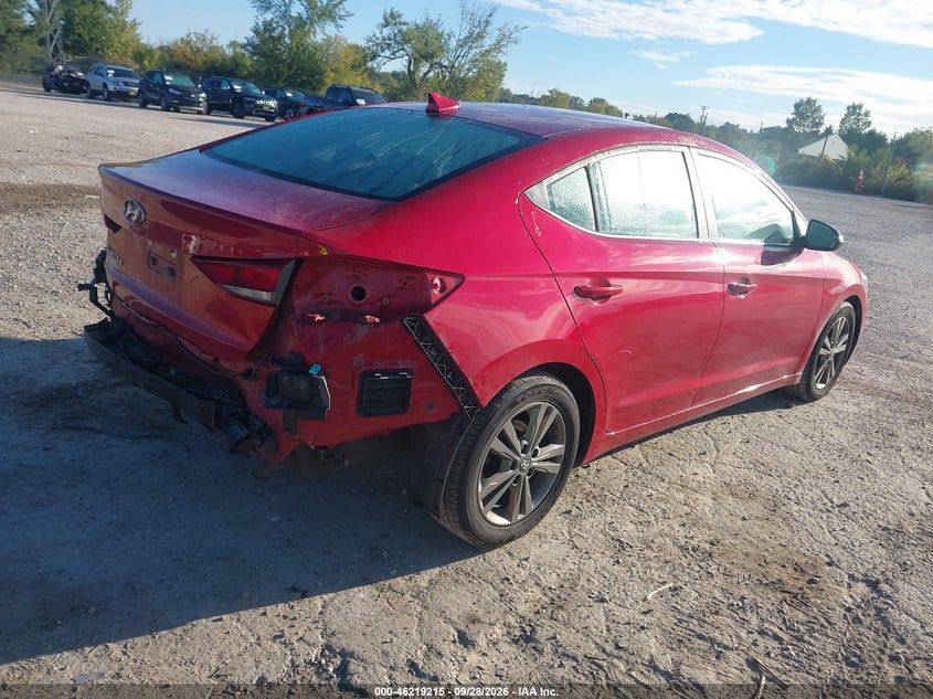 2018 HYUNDAI ELANTRA SEL · Фото 4