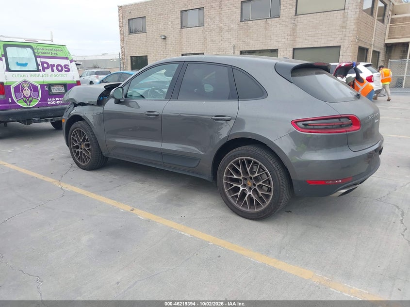 Vin: wp1aa2a50jlb07796, lot: 46719317, porsche macan sport edition 20183